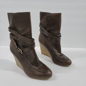 Joan & David Daflorita Ankle Boots 8